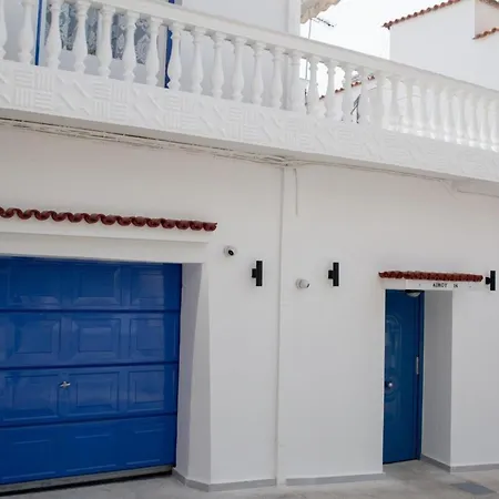 Aimou Studio's Apartment's * Piraeus